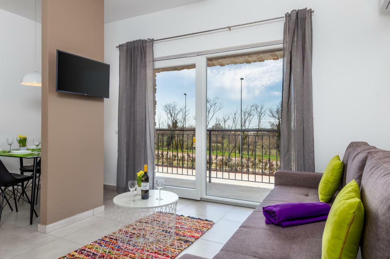 Olea Residence Пореч Экстерьер фото