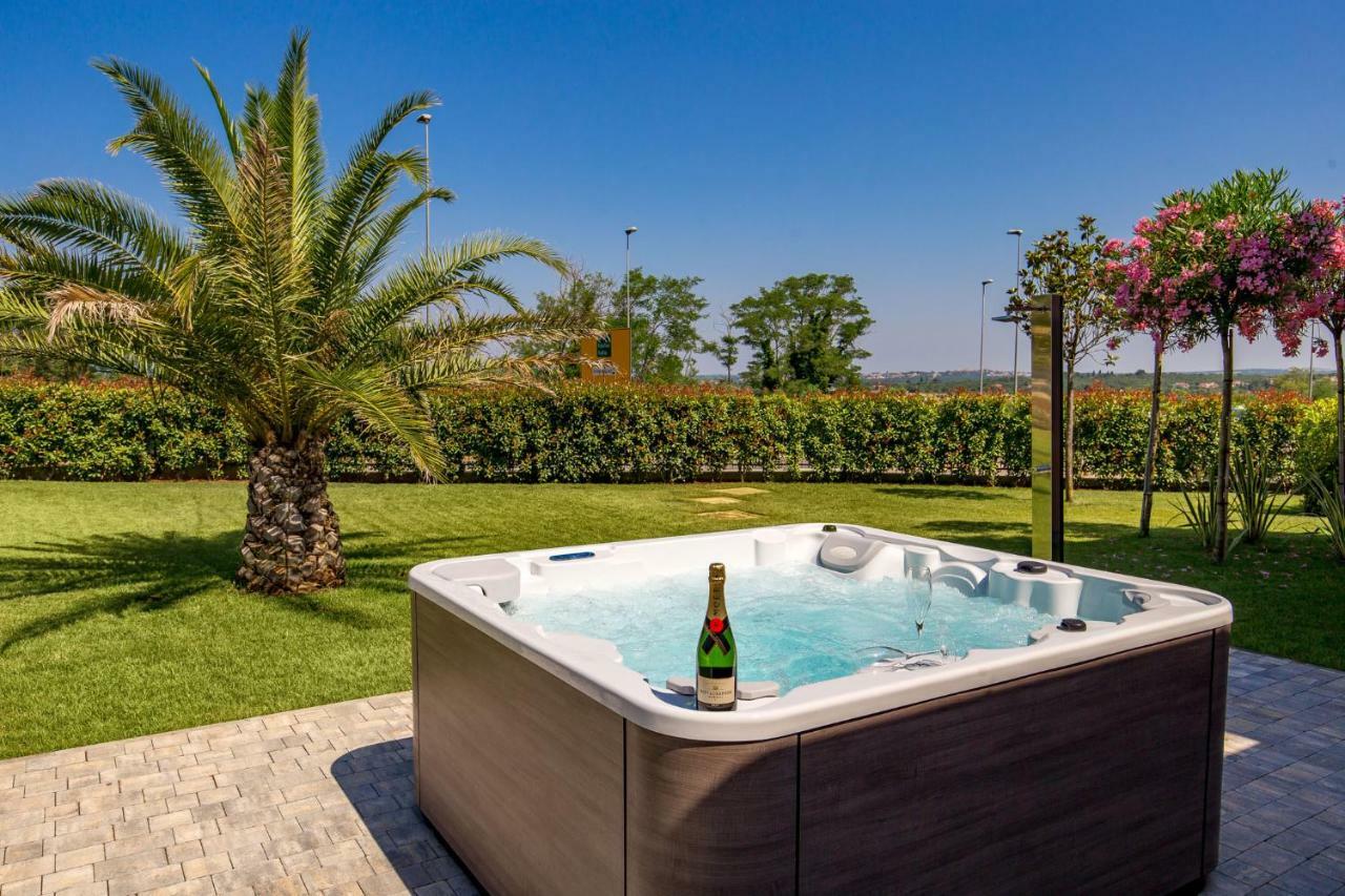 Olea Residence Пореч Экстерьер фото